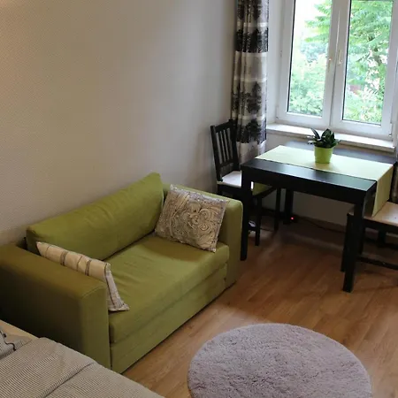 Green Apple Apartment