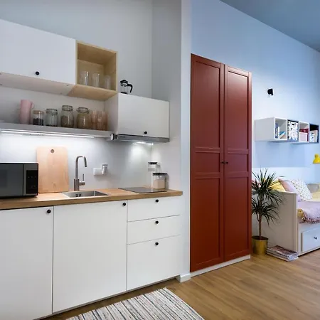 And Shared At Livinnx Apartamento Cracovia