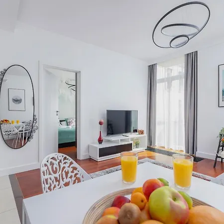 Apartment Lobzowska Cracow By Renters *