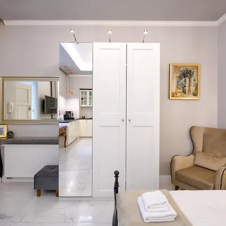 Wrona De Luxe Apartment