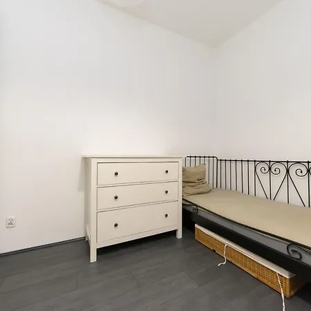 2-bedroom In Strict Center P4you Pl Apartment Krakow