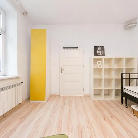 Apartment 2-bedroom In Strict Center P4you Pl