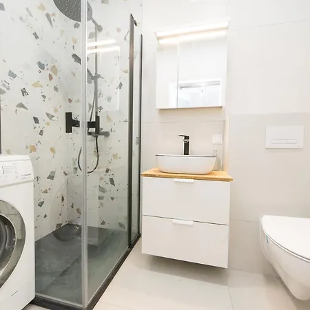 2-bedroom In Strict Center P4you Pl Krakow