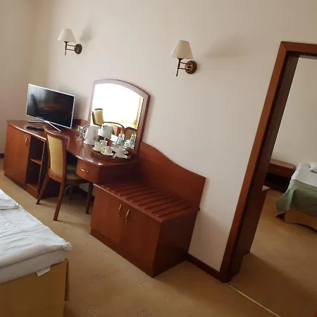 Hotel Sympozjum & 4*