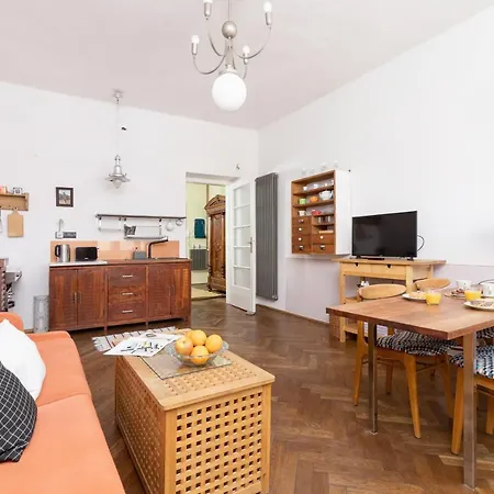 Retro Skawińska Cracow By Renters Apartament *