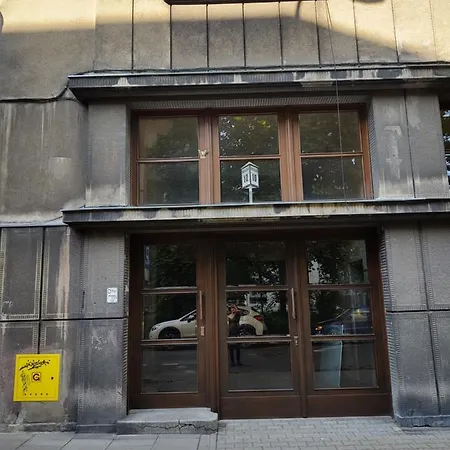 Little Big Red - Modern Apartment Krakow