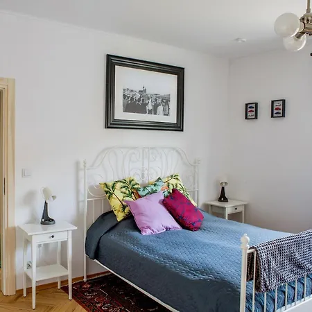 Cosy 2 Apartment *