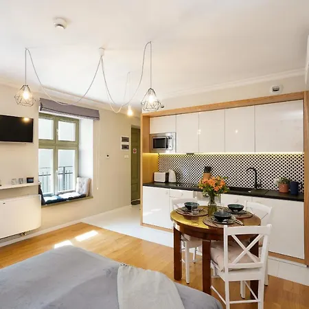 Avium Old Town Apartments *