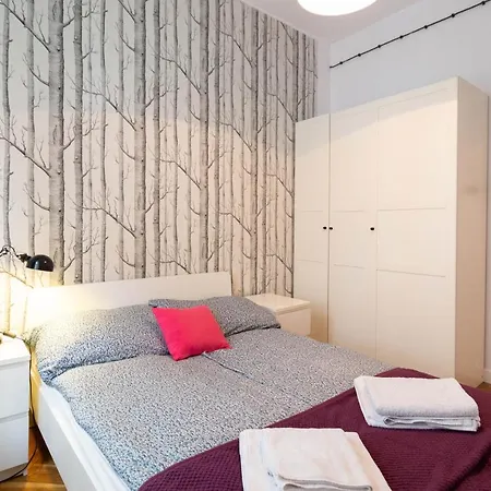 Globetrotter, 2 Bedroom By The Main Square