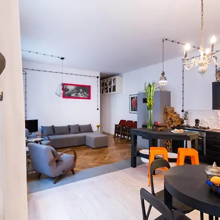 Globetrotter, 2 Bedroom By The Main Square *