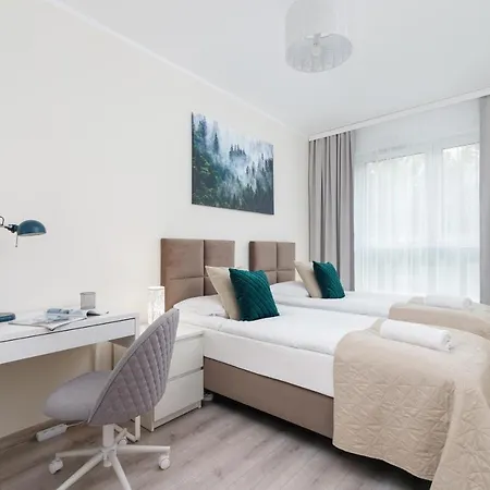 Apartment W Parku Lotnikow Tauron Arena By Renters