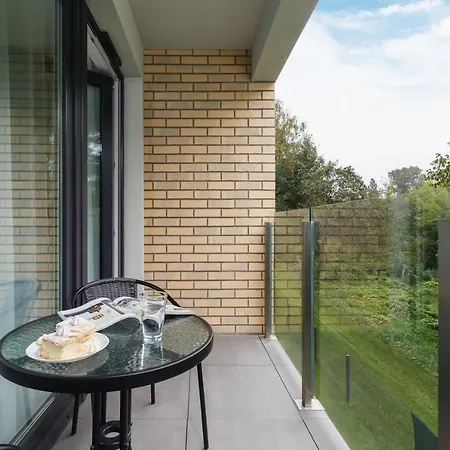 Apartment W Parku Lotnikow Tauron Arena By Renters