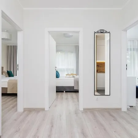W Parku Lotnikow Tauron Arena By Renters * Krakow