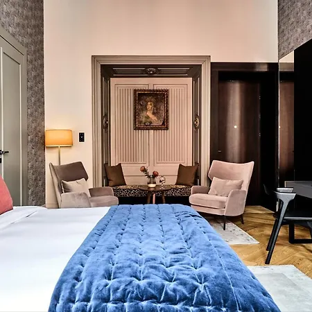 מלון H15 Luxury Palace - Destigo