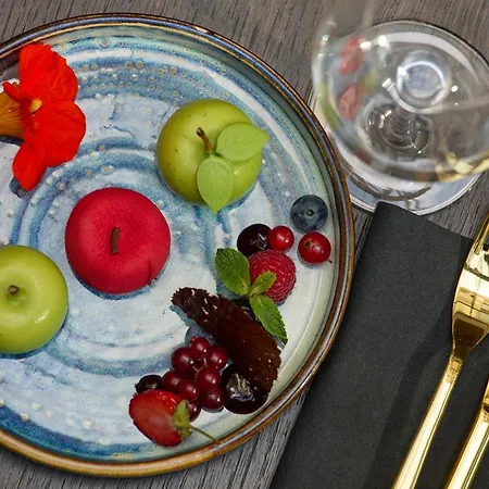 H15 Luxury Palace - Destigo Hotel Krakow