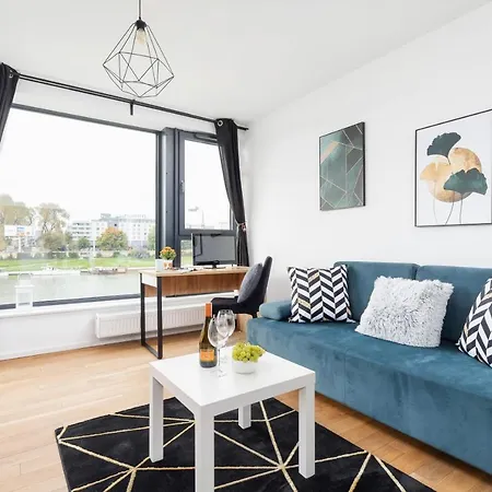 Riva Verona By Renters Prestige Apartment Krakow
