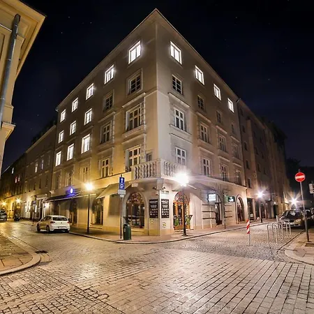 Saint Thomas Corner - By Upstairs 2* Krakow