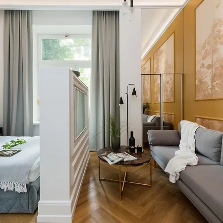 Louvre - Loftaffair Apartment Krakow