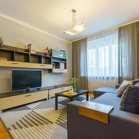 Apartment Studencka Street