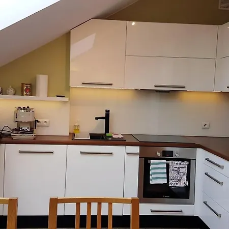 Inez Apartment