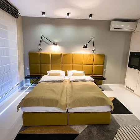 Apartament łazarza 13