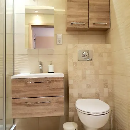 Glamour Downtown Balcony Apartment Krakow