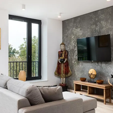 Apartament Araliya *