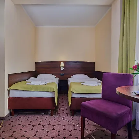 Lumen Aparthotel