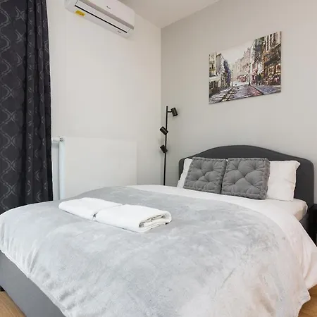 Nearto Main Railway Station Apartment Krakau