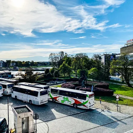 Next To Wawel Castle, Vistula River & Old Town Cracow Apartment
