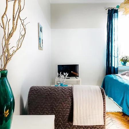 Next To Wawel Castle, Vistula River & Old Town Cracow Apartment