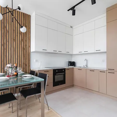 Apartment Lotniczowka By Renters Prestige