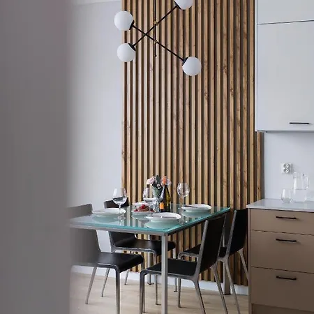 Lotniczowka By Renters Prestige Apartment *
