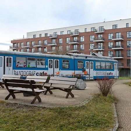 Lotniczowka By Renters Prestige *