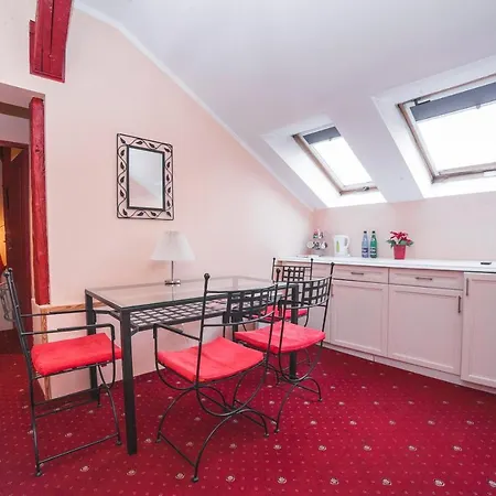 Aparthotel La Fontaine 2*