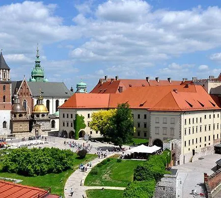 Old Town Apartment