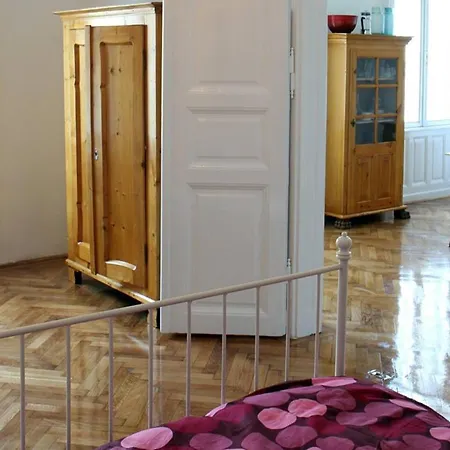 Krakow Stag Weekend Apartaments Sauna Snooker Pax 24 Kraków
