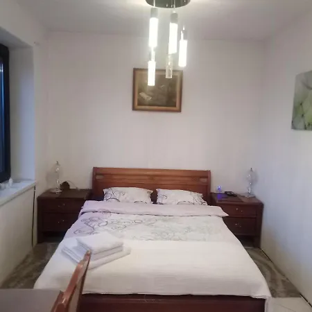 Pokój W Domu Z Dużym Ogrodem Kwatera prywatna *