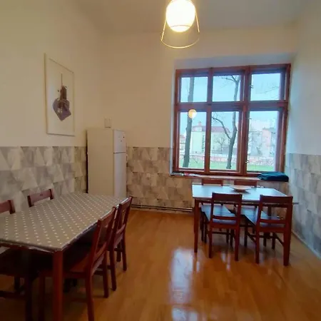 In The Heart Of ! 2 Apartment
