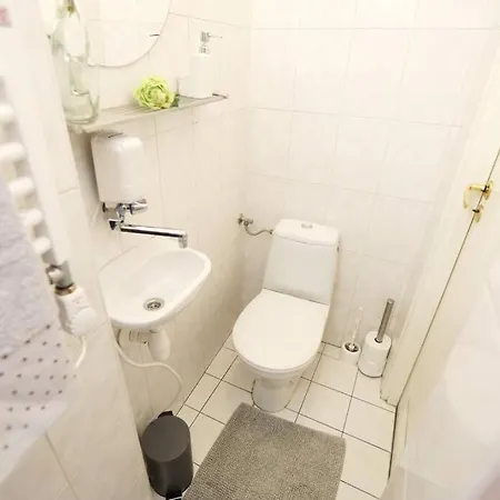 Apartment Batorego Cosy *