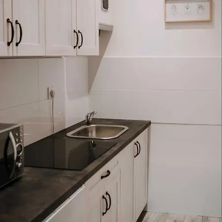 Хостел Discover Cracow Aparthostel