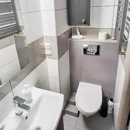 Lion - Laba Apartment