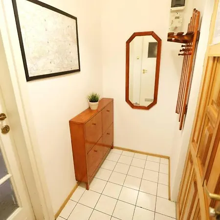 Apartment Batorego Cosy *