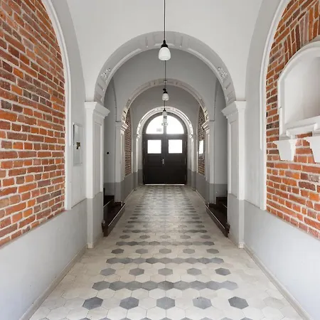 Apartment Wonderful *