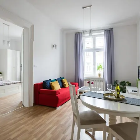 Lubicz Next To Main Station Netflix * Cracovia