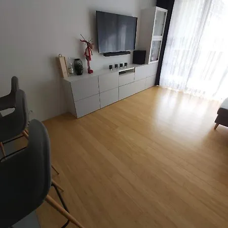 Wizjonerów Luxury Apartment&garage * Kraków