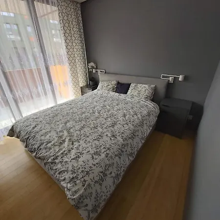 Apartament Wizjonerów Luxury Apartment&garage Kraków