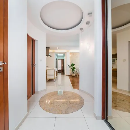 Apartment Apartament W Centrum Krakowa Na Ulicy Dlugiej *