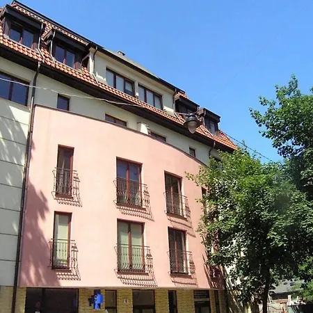 Apartament Trinity *