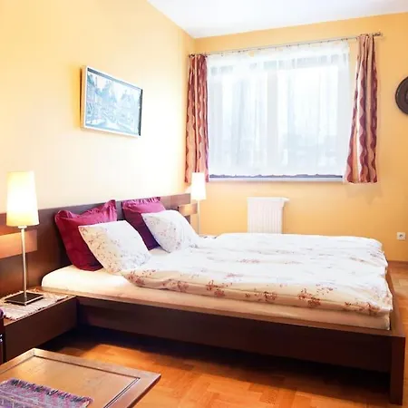 Apartament Trinity *